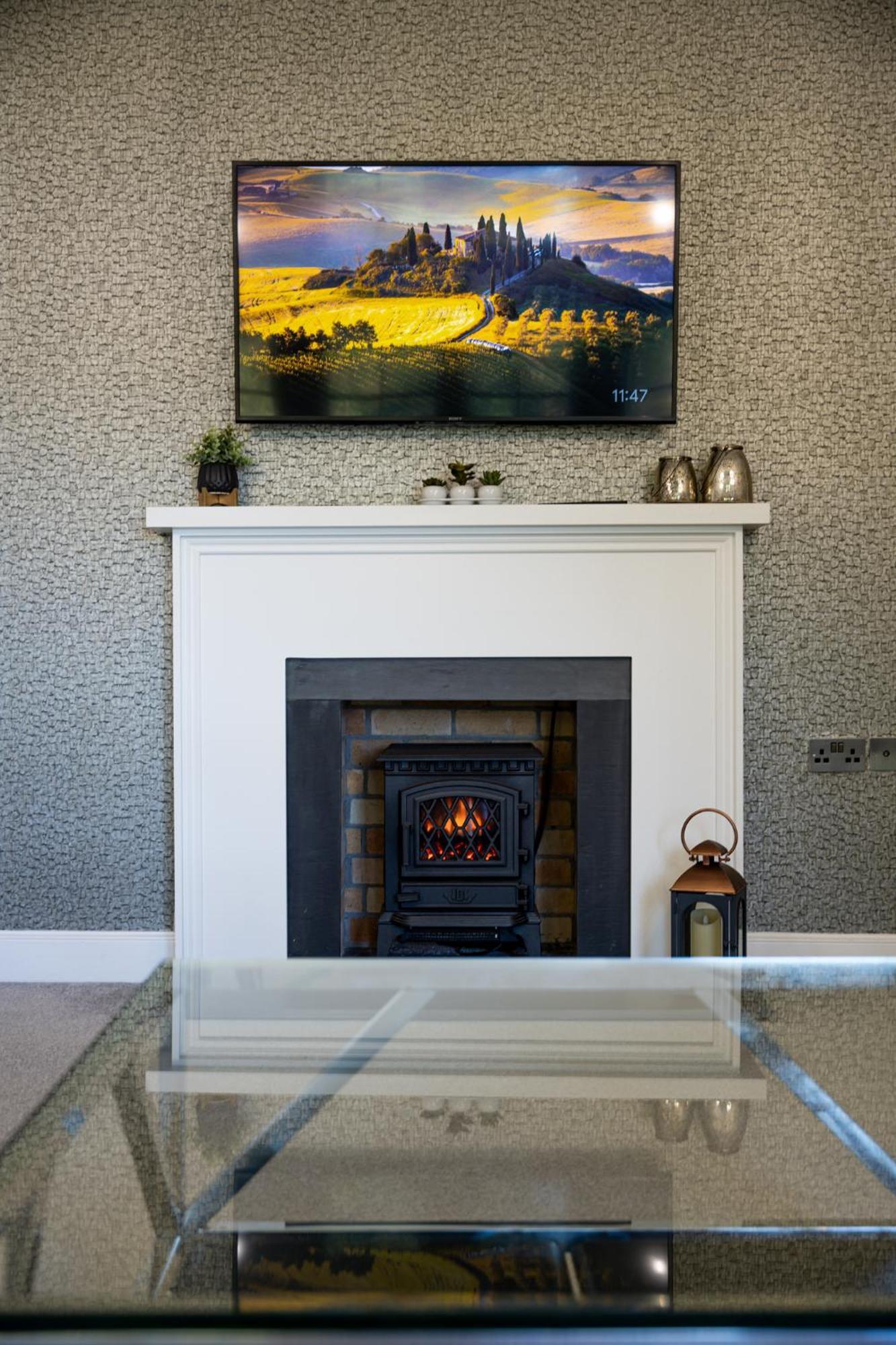 Escape Ordinary At Lough Erne Golf Village إيننيسكيلن المظهر الخارجي الصورة