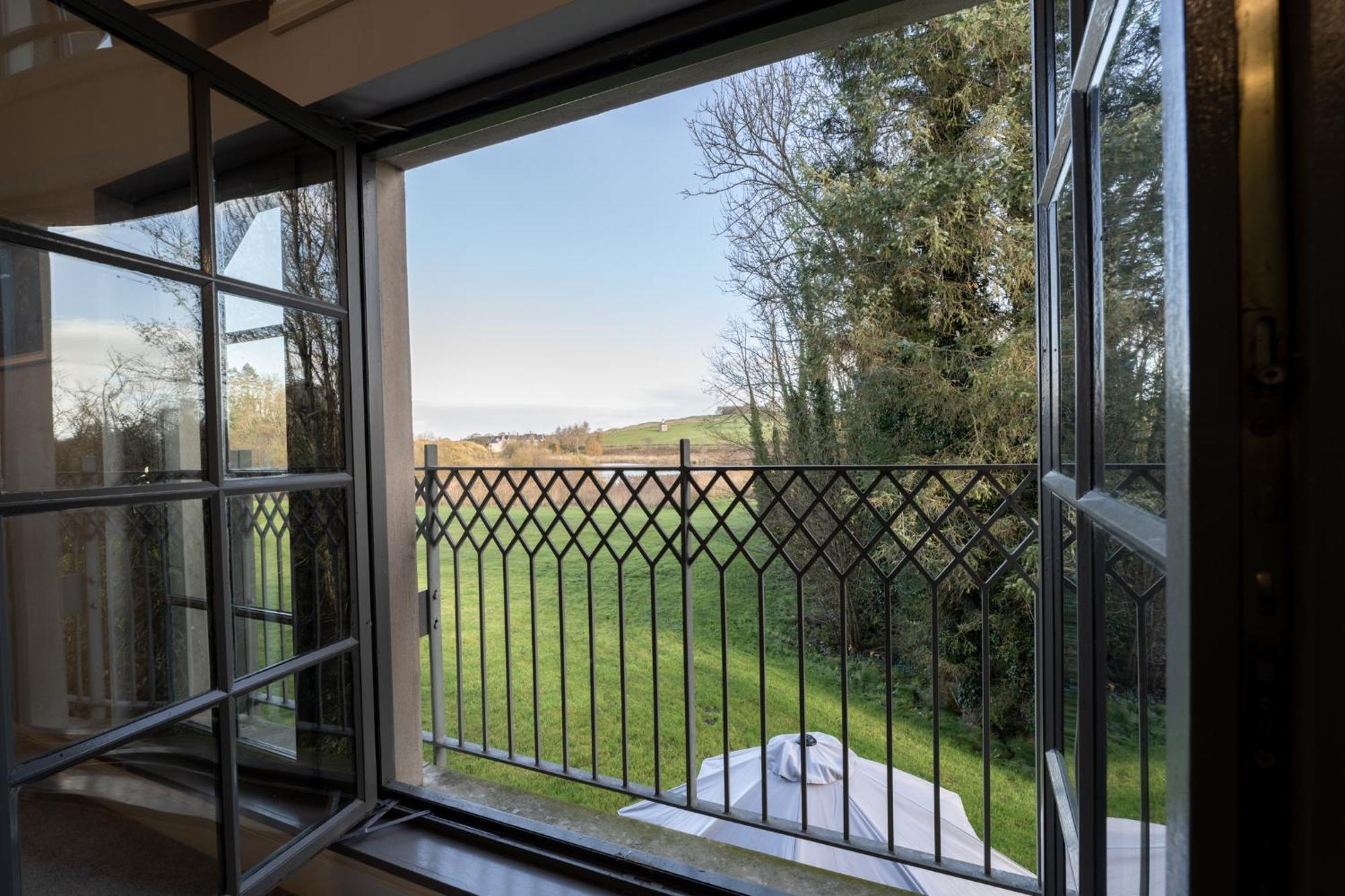 Escape Ordinary At Lough Erne Golf Village إيننيسكيلن المظهر الخارجي الصورة